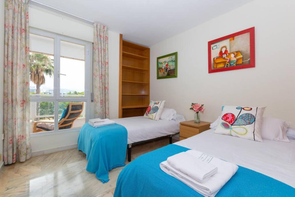 Ferienwohnung Playa Huelin Apartamento Málaga Exterior foto