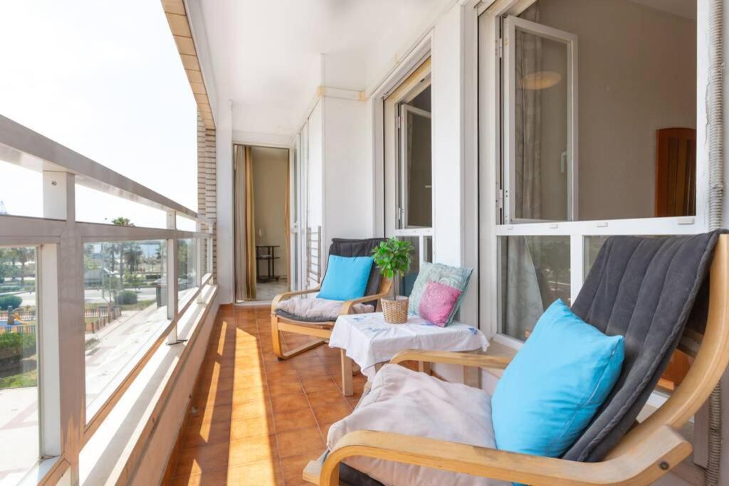 Ferienwohnung Playa Huelin Apartamento Málaga Exterior foto