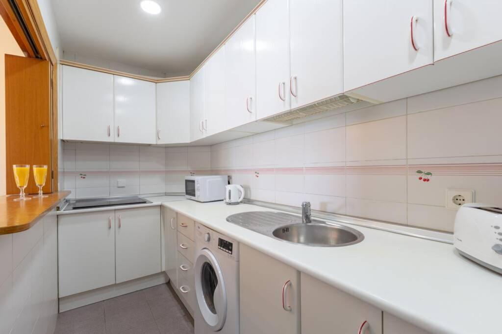 Ferienwohnung Playa Huelin Apartamento Málaga Exterior foto