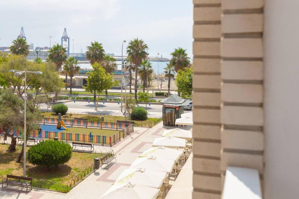 Ferienwohnung Playa Huelin Apartamento Málaga Exterior foto