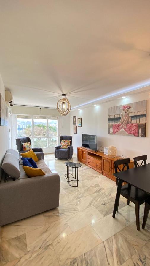 Ferienwohnung Playa Huelin Apartamento Málaga Exterior foto